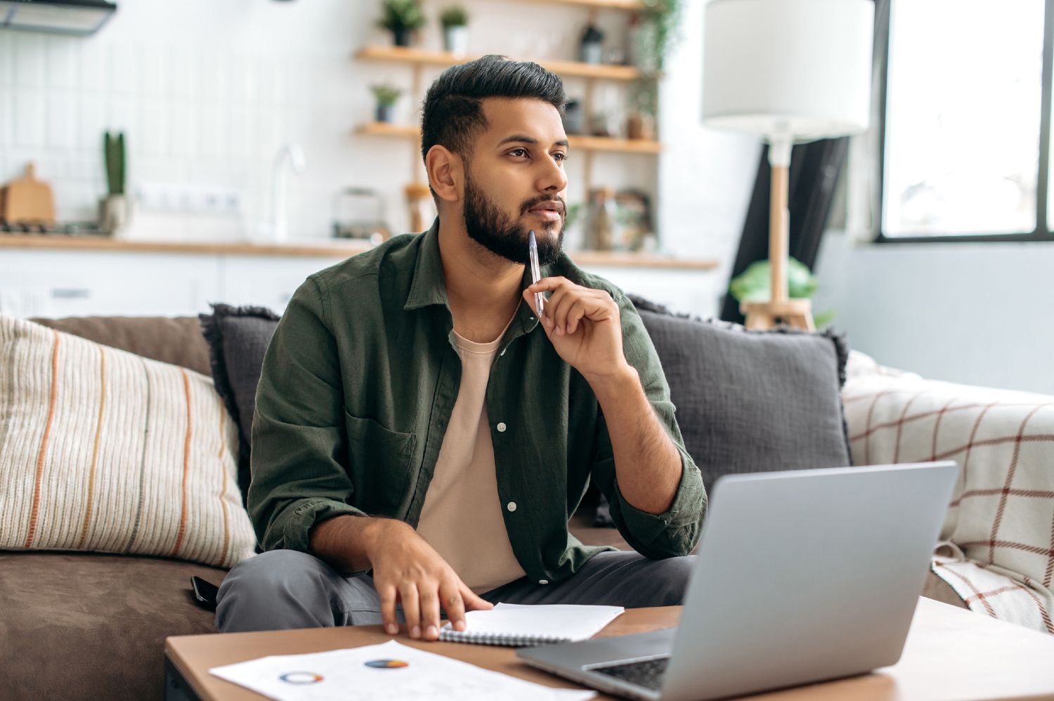 Pros and Cons of Loans for Freelancers Freelancers image 1